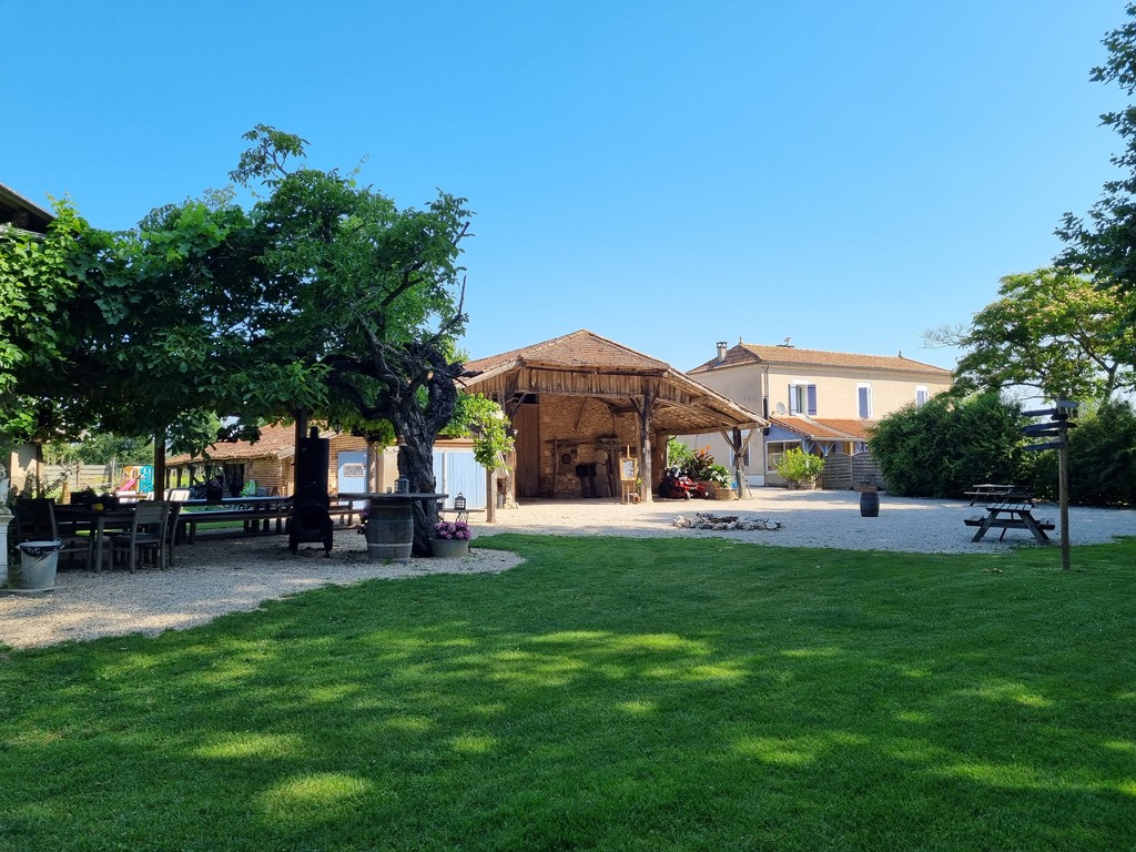 7 Domaine Ramonjavel collage vakantie frankrijk